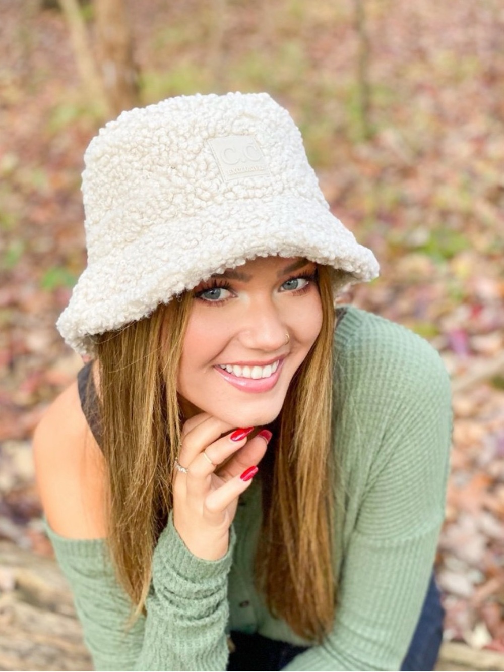 Teddy Sherpa Bucket Hat - Cream - LIKE NEW